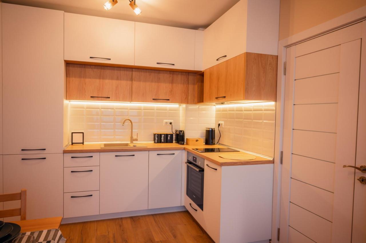 Emerald Suite With Private Parking Varna Exterior foto